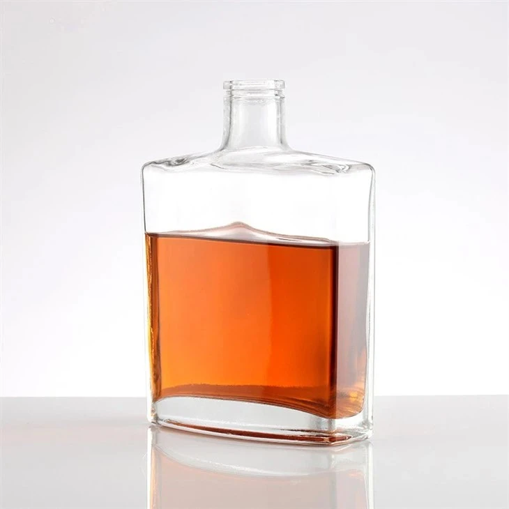 Square Flat Bottle Brandy Glass Bottle 700ml factory